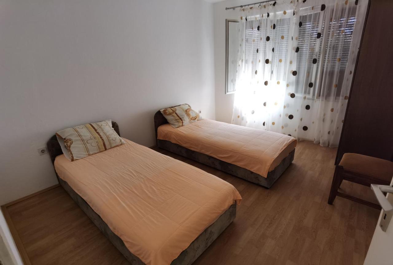 Nikolic Apartmani Bar Esterno foto