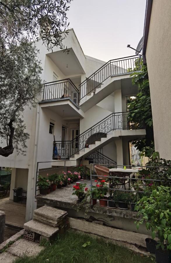 Nikolic Apartmani Bar Esterno foto